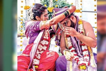 மாப்பிள்ளைக்கு தாலி கட்டிய மணப் பெண்! என்ன காரணம் தெரியுமா? வைரலாகும் புகைப்படத்தின் பின்னணி