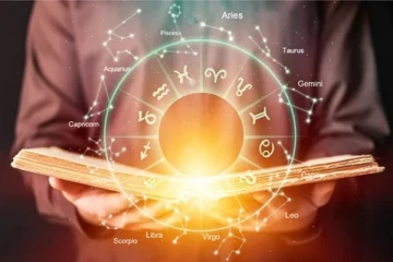 மீன ராசியில் உருவாகும் புதாதித்ய யோகம்..! இந்த 5 ராசிக்காரர்களுக்கு அதிர்ஷ்டம் அடிக்க போகுது.. உங்கள் ராசியும் இருக்கா?