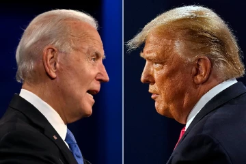 ஜோ பைடன் எப்படி மேடையில் வழி தெரியாமல் தள்ளாடுவார்., நடித்துக் காட்டிய டொனால்ட் டிரம்ப்