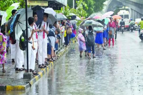 மீண்டும் திறக்கப்படும் பாடசாலைகள்! உடைகள் குறித்து கல்வியமைச்சு வெளியிட்ட அறிவிப்பு | Ministry Education Announcement Regarding Uniforms