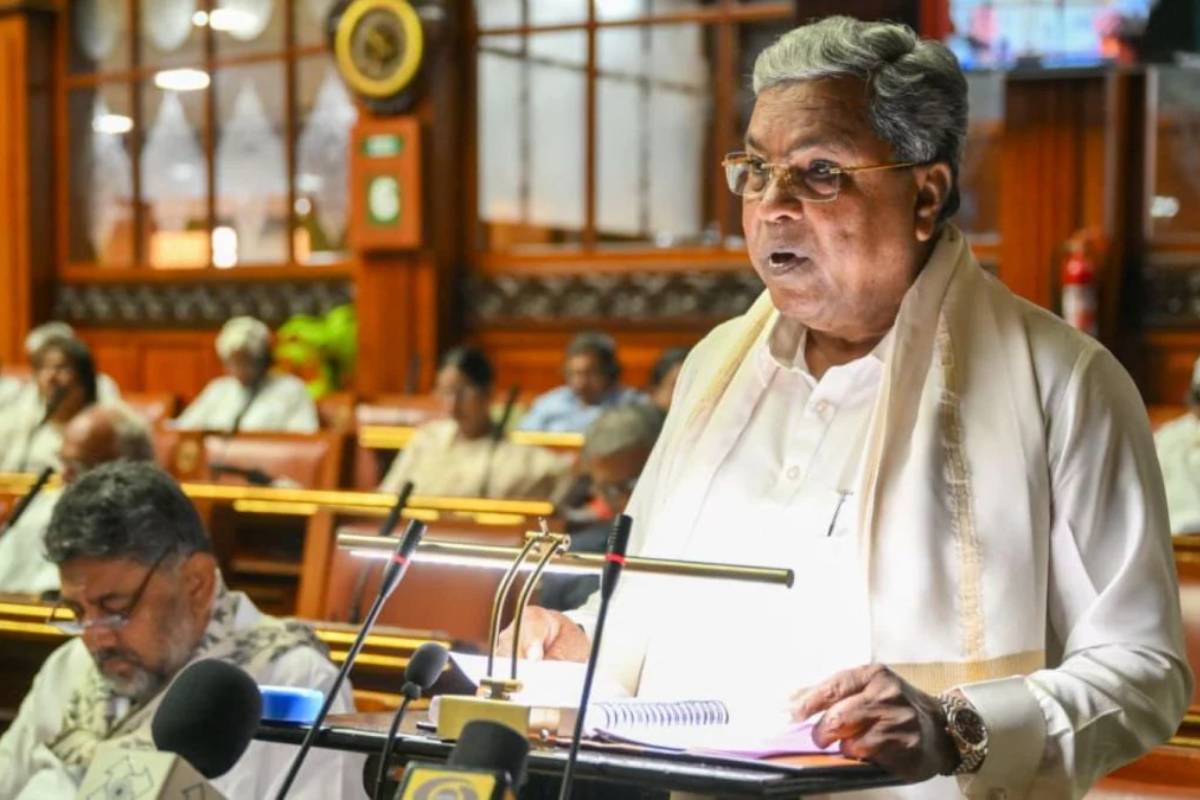 சிறுவர்கள் சமூக ஊடகங்களை பயன்படுத்த தடை - 2 தென்இந்திய மாநிலங்கள் அதிரடி | Karnataka Andhra To Ban Social Media For Childrens