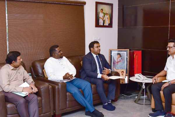 மு.க. ஸ்டாலினுடன் சுந்தரலிங்கம் பிரதீப் விசேட சந்திப்பு | Mk Stalin Met In Chennai Sundaralingam Pradeep