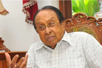 முன்னாள் நிதி அமைச்சர் ரொனி டி மெல் காலமானார்