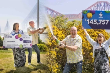 கடைசி நேரத்தில் பிரித்தானியர் வாங்கிய லொட்டரிச்சீட்டு: திருமண நாளில் கிடைத்த இன்ப அதிர்ச்சி