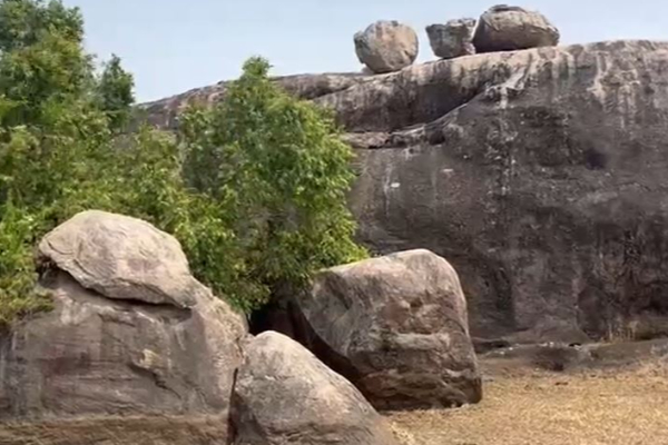 திருகோணமலையின் முக்கிய பகுதியை நோட்டமிடும் தொல்லியல் அதிகாரிகள் | Archaeological Officials Survey Trincomalee