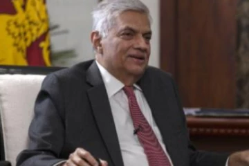 ජනපති දිවයිනෙන් බැහැරවීමත් සමග රාජ්‍ය අමාත්‍යවරුන්ට වැඩබලන අමාත්‍ය ධූර හිමි වූයේ මෙහෙමයි.. (PHOTO)