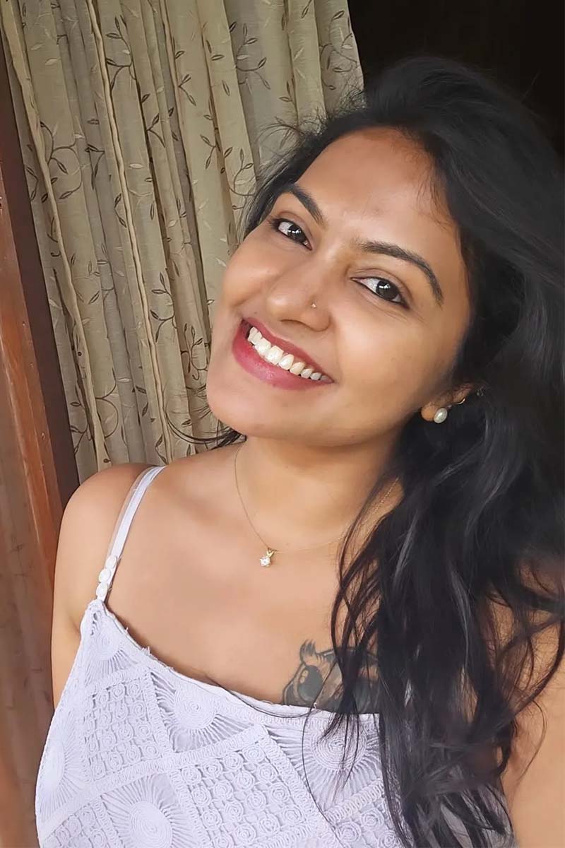 மாடர்ன் உடையில் புதிய லுக்கில் ரச்சிதா... வைரலாகும் புகைப்படங்கள் | Rachitha Mahalakshmi Romantic Photos Viral