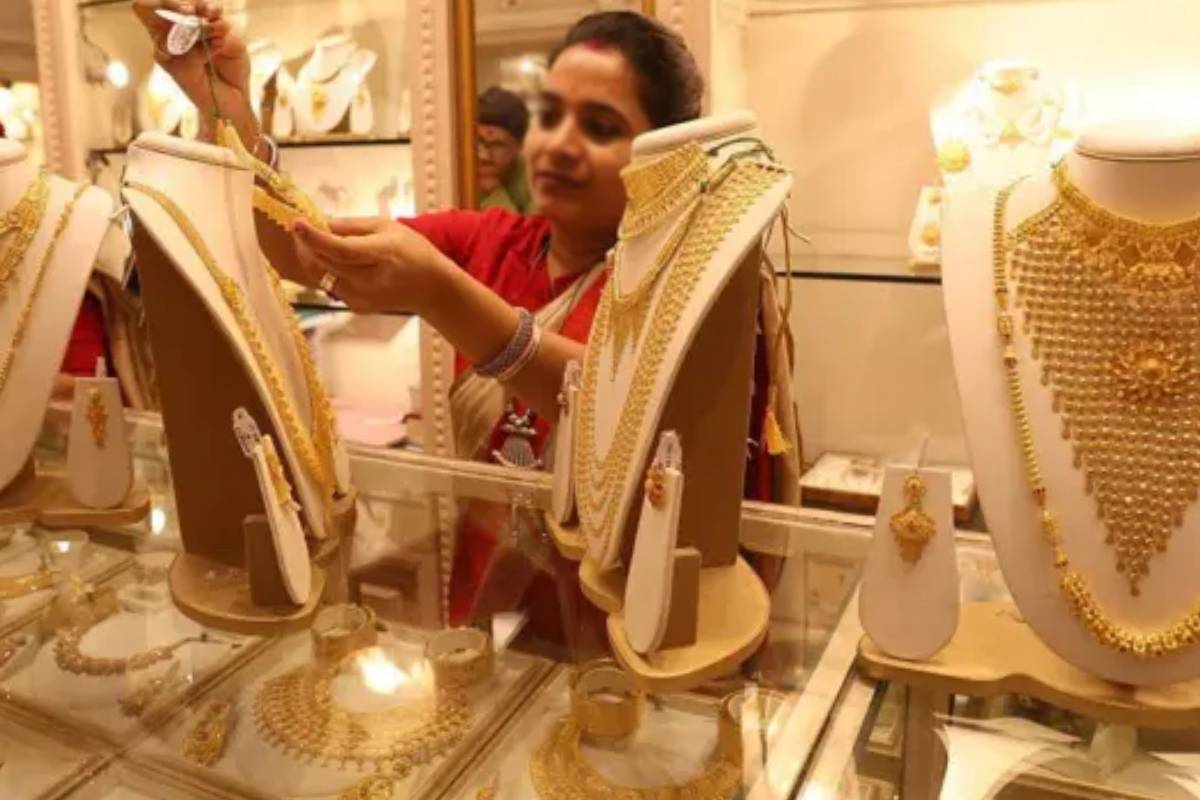 ஒரு வருடத்திற்கு தங்கம் வாங்க வேண்டாம் - மோடியின் வினோத வேண்டுகோளால் சர்ச்சை! | Pm Modi Warning Not To Buy Gold For One Year