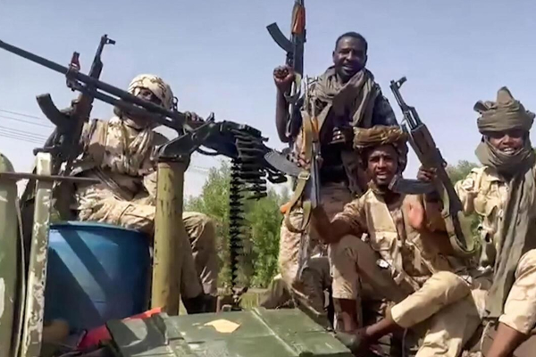 சூடான் போர்.... சிறையிலிருந்து தப்பித்த போர் குற்றவாளிகள் | War Crimes Suspect Free Amid Chaos