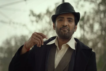 சந்தானத்தின் ஏஜென்ட் கண்ணாயிரம் பட ட்ரைலர்