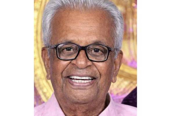 கடைசி ஆசை: தந்தையின் உடலை தானமாக கொடுத்த மகன் | Body Of A Professor Was Handed Over For Autopsy