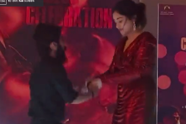 சிம்பு நடிகையுடன் இரவு பார்ட்டியில் ஆட்டம் போட்ட ஜாபர்.. அப்படியொரு ஆட்டம் | Jaffer Dance With Sidhi