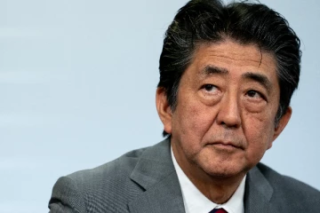 මිතුරාට අවසන් ගෞරව දක්වන්න ජනපති ජපන් යයි