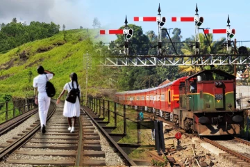 தொடருந்து பாதையில் பேசிக்கொண்டிருந்த மாணவன் மற்றும் மாணவிக்கு நேர்ந்த கதி