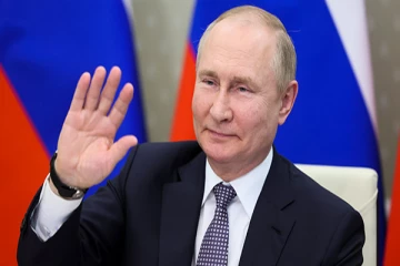 சர்வதேச குற்றவியல் நீதிமன்ற உத்தரவை மீறும் புடின்