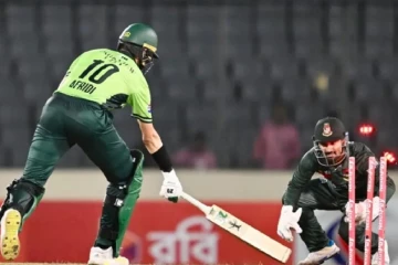 පාකිස්තානය කෝපයෙන්- තරග තීරකට පැමිණිල්ලක්