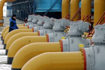 தடை செய்யப்பட்ட ரஷ்ய பெட்ரோலில் இயங்கும் கனேடிய வாகனங்கள்: எப்படி சாத்தியம்?