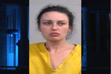 'நாக்கை அறுக்க முயன்றேன்' குழந்தையை சித்திரவதை செய்து கொலை செய்த கொடூர தாய்! பரபரப்பு வாக்குமூலம்