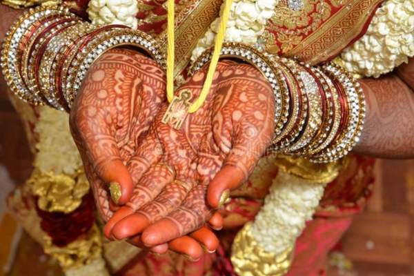 இந்த கனவுகள் எல்லாம் வந்தால் சற்று கவனமாக இருக்க வேண்டுமாம் | Is It Good To See Mangalsutra In Dreams