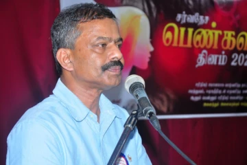 அனுதாபங்கள் மூலமே அரசியலுக்கு வரும் பெண்கள்: முன்னாள் எம்.பி சந்திரகுமார்