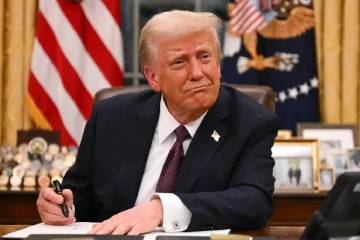 ட்ரம்பின் வரி விதிப்பால்... மில்லியன் கணக்கான மக்கள் கடும் நெருக்கடிக்கு தள்ளப்படும் நிலை