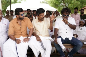 அருண் விஜய் - ஹரி கூட்டணியில் “AV33” பிரகாஷ் ராஜ் பதிலாக சமுத்திரகனி நடிக்கிறார்.