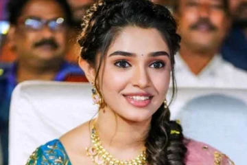 17 வயதில் கோடிக்கணக்கில் சம்பளம் வாங்கும் நடிகை கீர்த்தி ஷெட்டி.. எவ்வளவு தெரியுமா