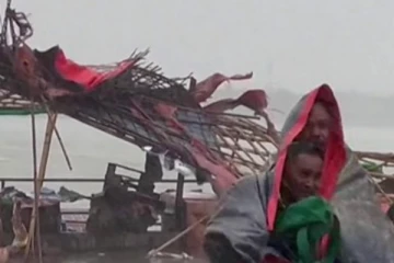 ප්‍රභල සුළි කුණාටුවක් රටවල් දෙකකටම ඇතුළු වෙයි.. ලංකාවටත් එයිෆ්හ.. විස්තර