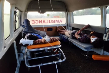 மோட்டார் சைக்கிள் இரண்டு மோதியதில் நான்கு பேர் வைத்தியசாலையில் அனுமதி