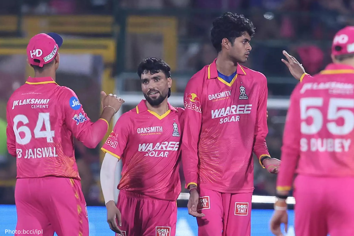77 ஓட்டங்கள் வித்தியாசம்: ராஜஸ்தானை வீழ்த்தி குஜராத் டைட்டன்ஸ் அபார வெற்றி | Ipl 2026 Gt Beats Rr By 77 Runs