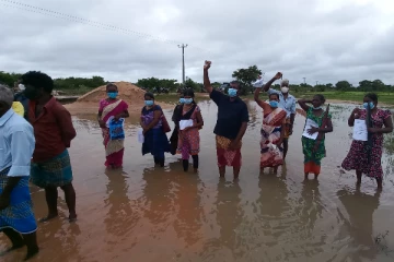 கட்டுமுறிவு பிரதான வீதியில் மக்கள் ஆர்ப்பாட்டம்