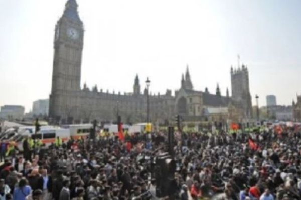 புலம்பெயர்ந்த தமிழர்களின் தாளத்திற்கு ஆடும் அரசு : நாமல் பகிரங்க குற்றச்சாட்டு | Anura Gover Dances To Rhythm Of Diaspora Tamils