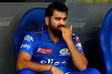 ரோகித் சர்மா ஓய்வு எடுக்க வேண்டிய நேரம் இதுதான் - முன்னாள் வீரர் அட்வைஸ்