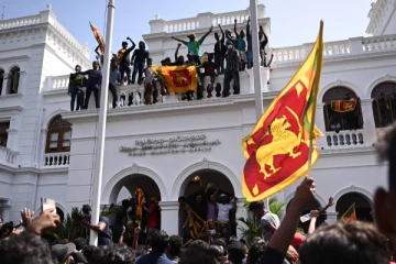 ரணிலை பதிவிலிருந்து தூக்க கூடப்போகும் கூட்டம்!
