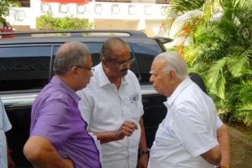 தனது அரசியல் வாரிசால் அவமதிக்கப்பட்ட சம்பந்தன்