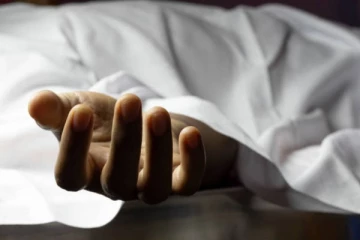 மனைவி உடலை பிரீசரில் வைத்த கணவன் - போலீஸ் விசாரணை!