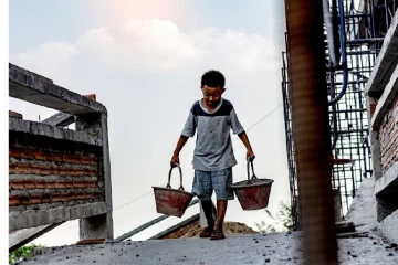 ළමයින් සේවයේ යෙදවීමේ පනත් සංශෝධනයට - වැරදි සඳහා දඩ මුදල් ලක්ෂය දක්වා ඉහළට