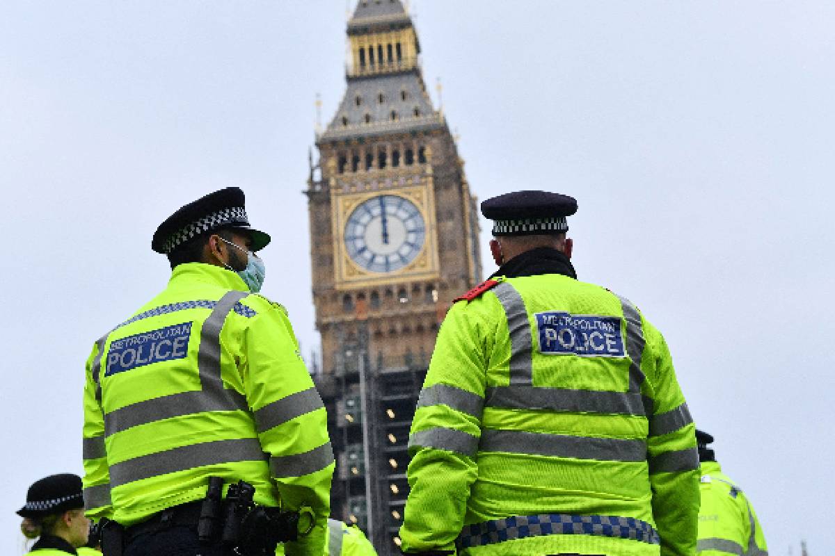 லண்டனில் ஈழத் தமிழ் மாணவர் கொலை ; வெளியான அதிர்ச்சி சிசிடிவி காட்சிகள் | Tamil Student Murdere London Shocking Cctv Footage