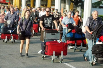 துப்பாக்கிச் சூட்டுச் சம்பவங்களால் சுற்றுலா பயணிகள் மத்தியில் அச்சநிலை!