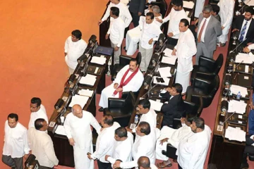 இலங்கை அரசியல்வாதிகளுக்கு ஓய்வு! வயதெல்லை இதுதான்: நாடாளுமன்றில் அறிவிப்பு