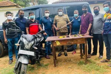 யாழில் வன்முறைக் கும்பலை சேர்ந்த நால்வர் கைது