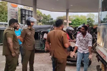 வவுனியாவில் கடமைக்கு இடையூறு விளைவித்த இருவர் கைது