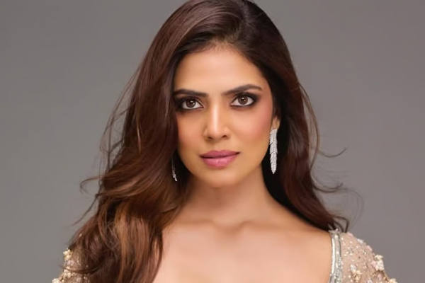 சினிமாவில் நடிக்க வருவதற்கு முன் நடிகை மாளவிகா மோகனன் எப்படி இருந்துள்ளார் பாருங்க, இதோ புகைப்படம் | Malavika Mohanan Old Photo Viral