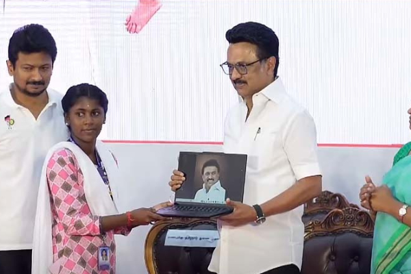 அன்புக்கரங்கள் திட்டம்