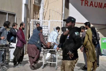 தேர்தலுக்கு முந்தைய நாள்... 24 பேர்களை பலிவாங்கிய இரட்டை குண்டுவெடிப்பு