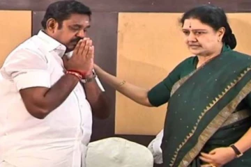 சசிகலா பேசுவதைக் கேட்டு... கை தட்டி மகிழ்ச்சியை வெளிப்படுத்திய எடப்பாடி! எப்போது தெரியுமா? வைரலாகும் வீடியோ