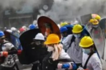 மியான்மரில் ஒரு மாதத்திற்கு மேலாக தொடரும் போராட்டம்