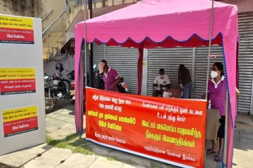 நுண் கடனை நிறுத்தக்கோரி கந்தளாயில் கையெழுத்து வேட்டை