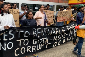 இலங்கைக்கும் இந்தியாவுக்கும் இடையில் இரகசியம்! கொழும்பில் ஆர்ப்பாட்டம்! (Video)