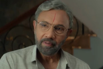 போன் exchange செய்தால் இவ்ளோ பிரச்சனையா.. பிரதீப் ரங்கநாதனின் 'லவ் டுடே' ட்ரைலர்!